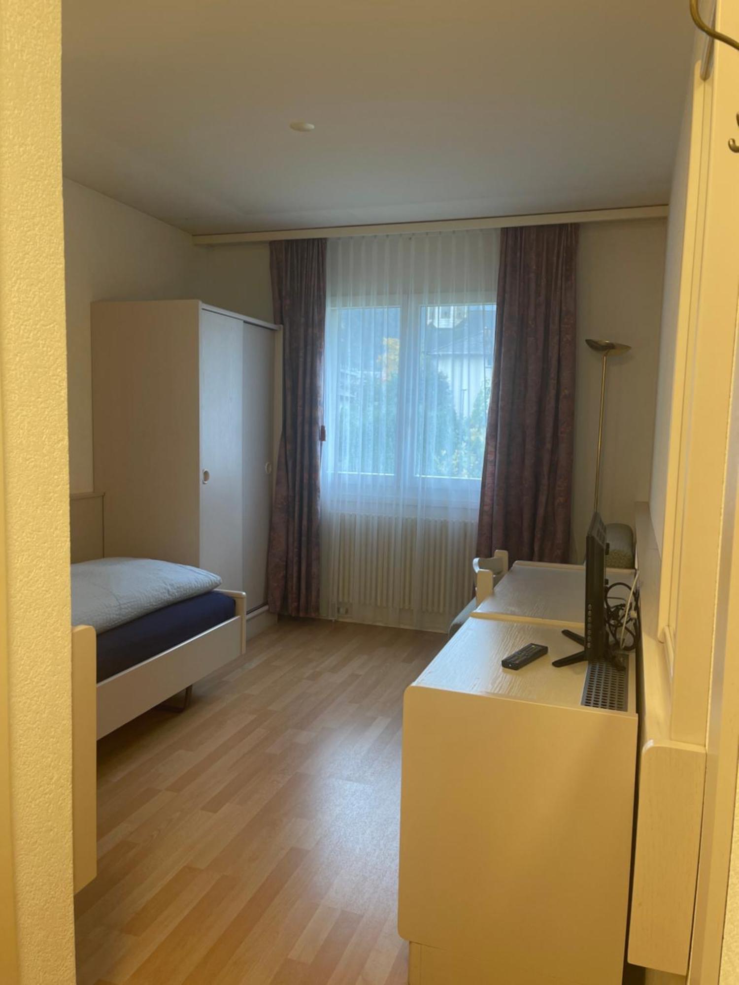 Hotel Les Berges Chippis Bagian luar foto