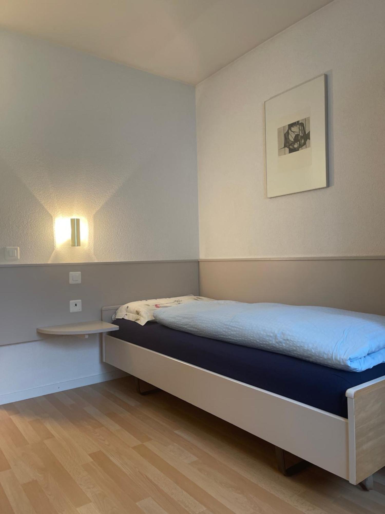 Hotel Les Berges Chippis Bagian luar foto